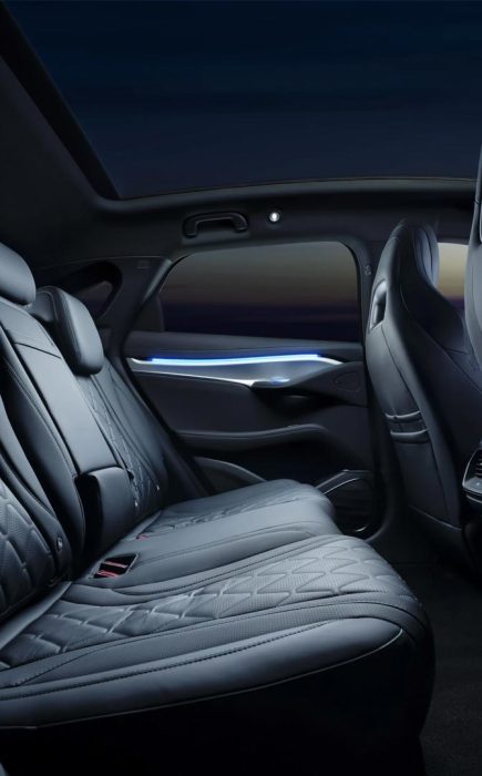 interieur-classe-voiture-VTC-Dijon-web02